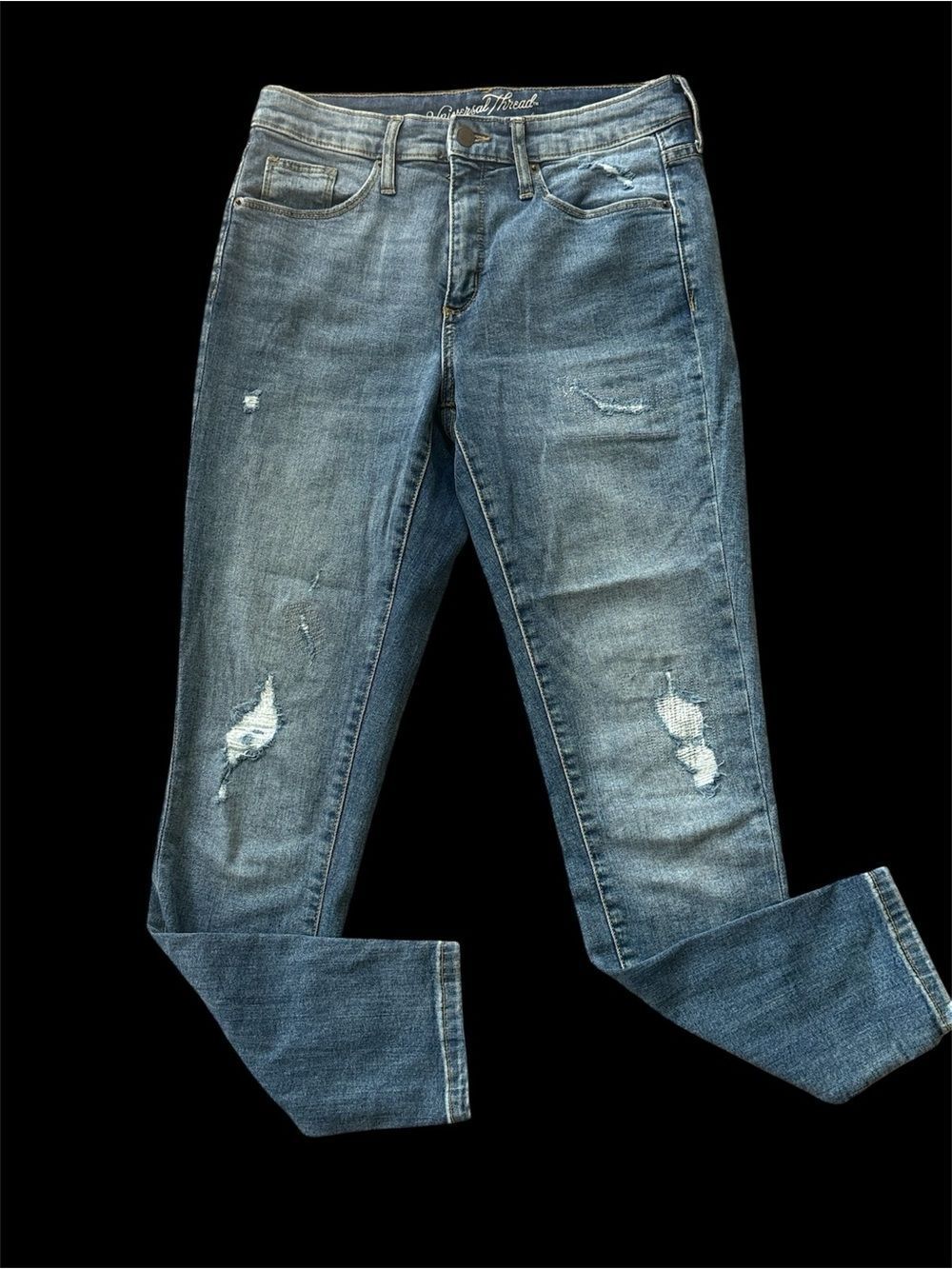 Universal Thread High Rise Skinny Distressed Jeans!